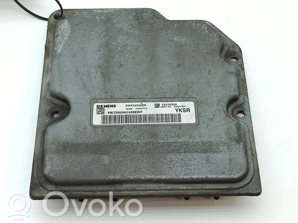 Cadillac SRX Engine control unit/module 