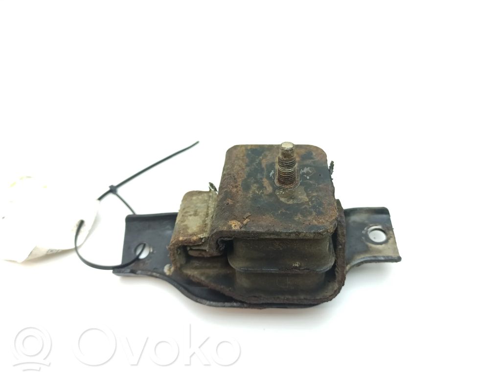Subaru Impreza II Engine mount bracket 