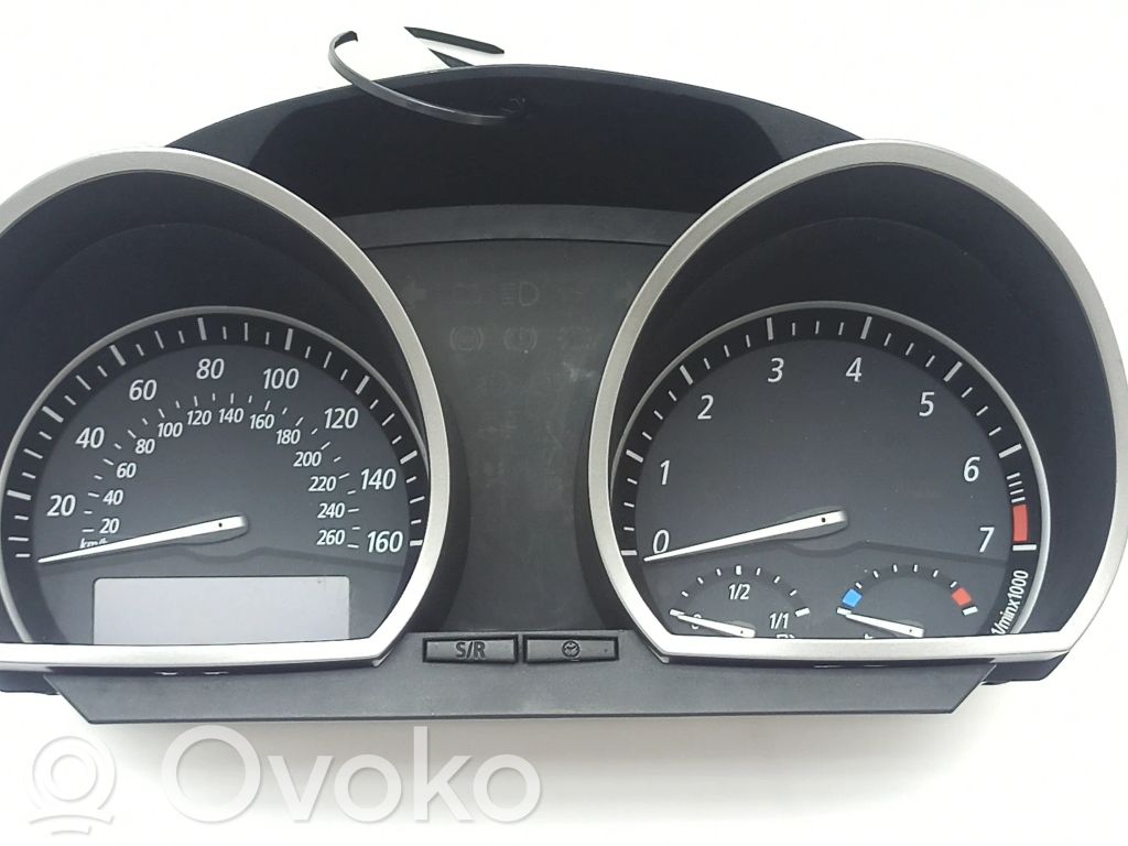 BMW Z4 E85 E86 Speedometer (instrument cluster) 