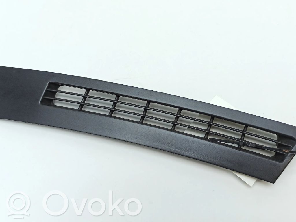 Jeep Grand Cherokee (WK) Dashboard air vent grill cover trim 