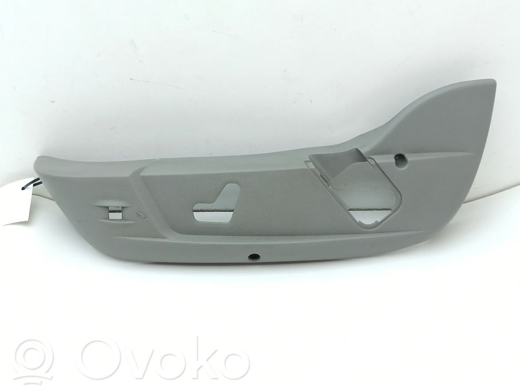 Chrysler 300 - 300C Seat trim 