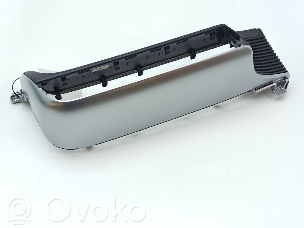 Hyundai Ioniq 5 Ramka deski rozdzielczej 