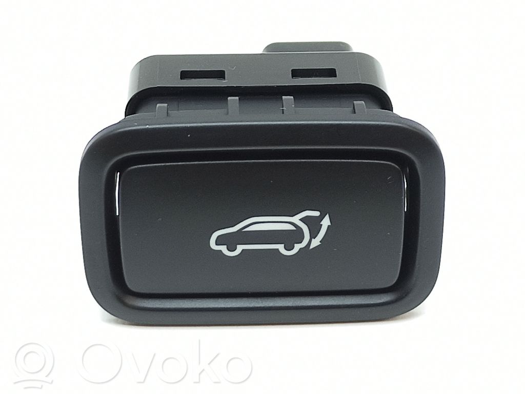KIA Niro Tailgate/boot open switch button 