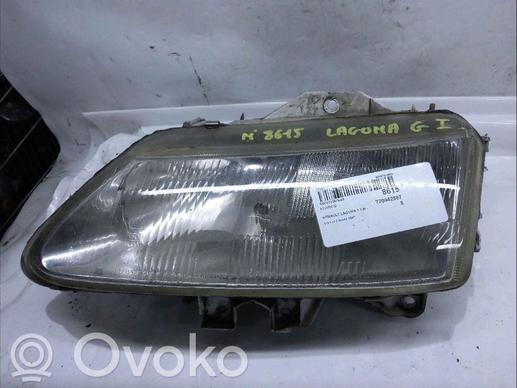 Renault Laguna I Headlight/headlamp 