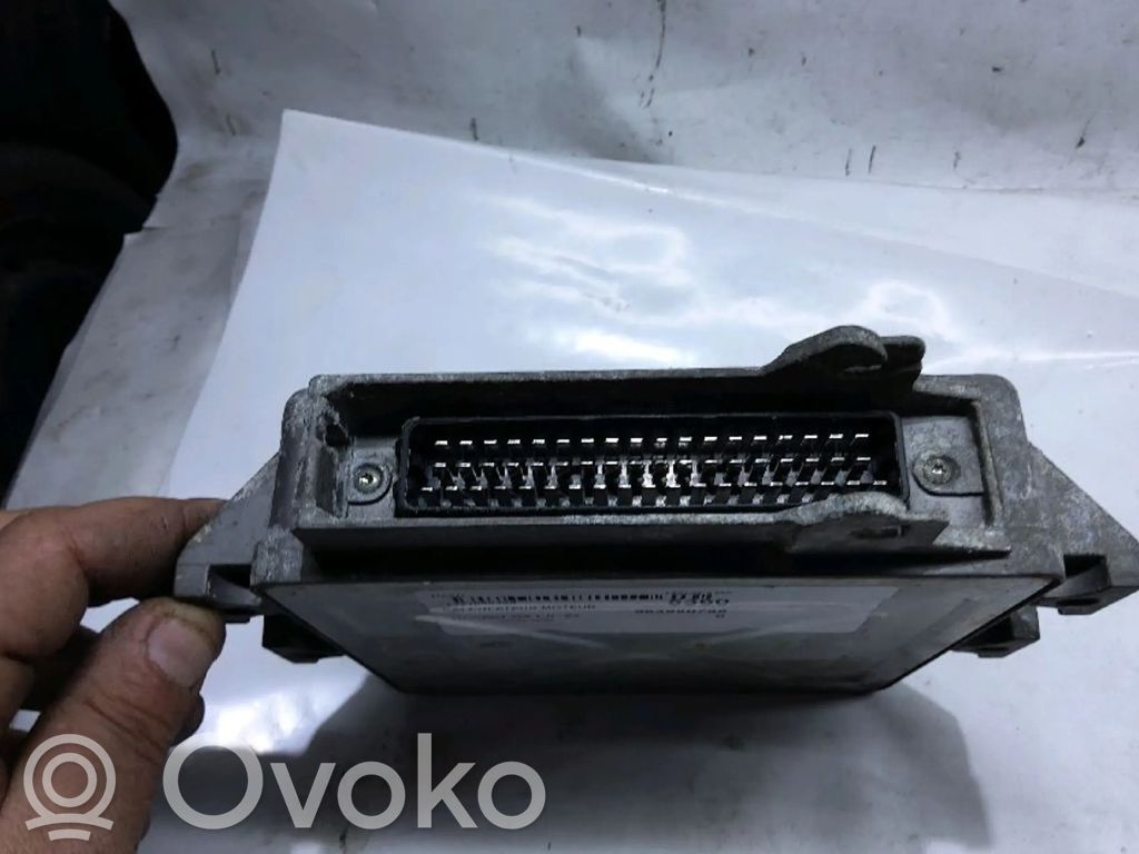 Peugeot 206 Engine control unit/module 
