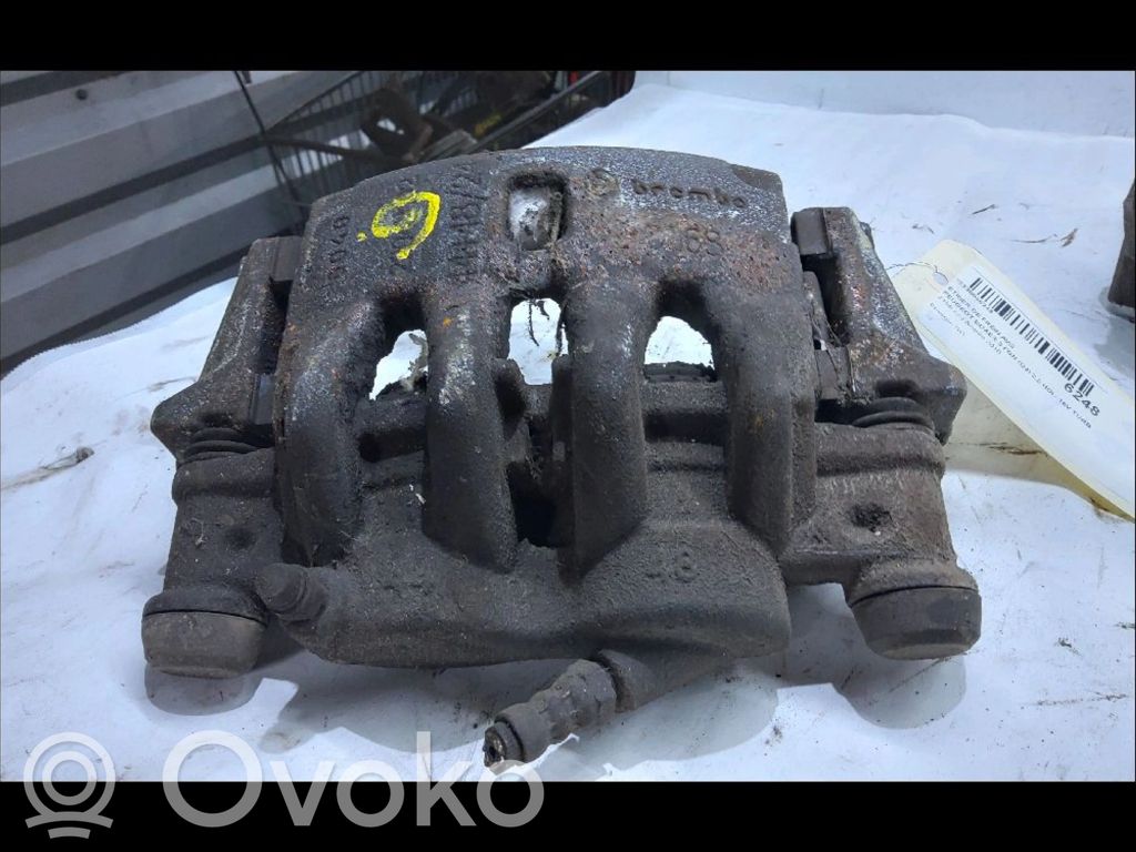 Peugeot Boxer Zacisk hamulcowy przedni 