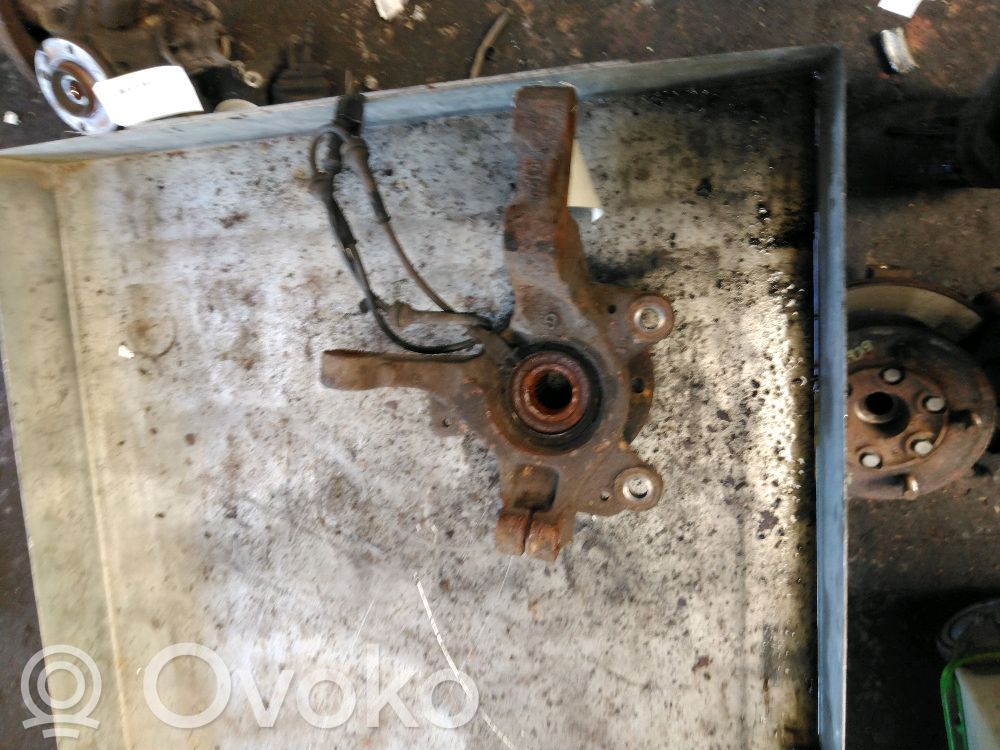 Front wheel hub   7701207677