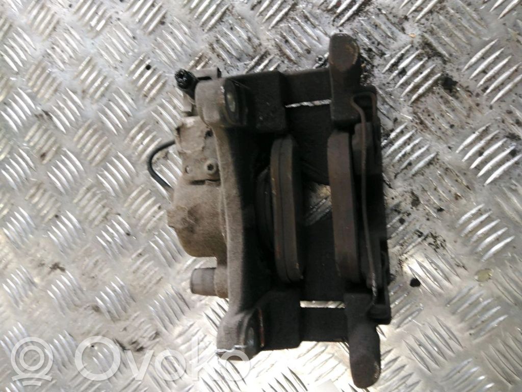 Etujarrusatula   7701049763