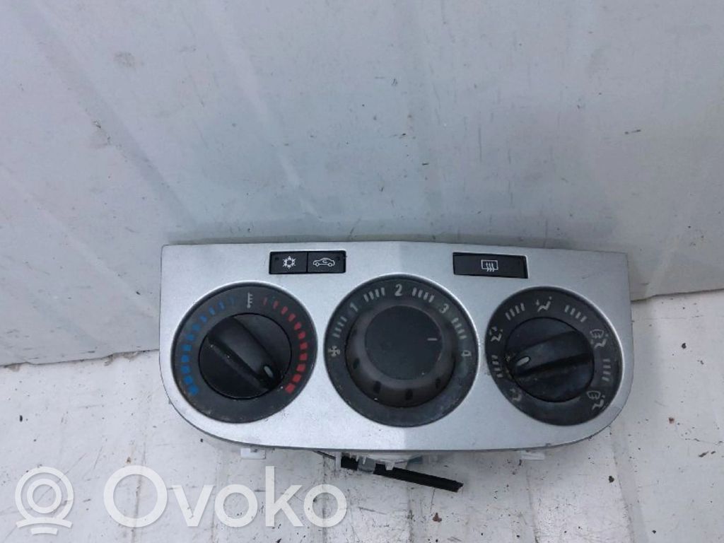Opel Corsa D Air conditioning/heating control unit 