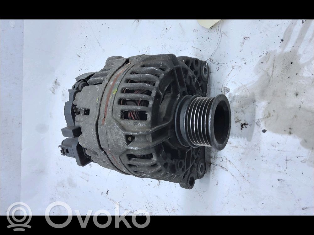 Volkswagen Polo IV 9N3 Alternator 