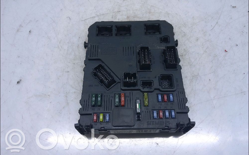 Peugeot 206 Engine control unit/module 