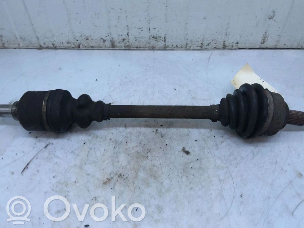 Front driveshaft   3272L1