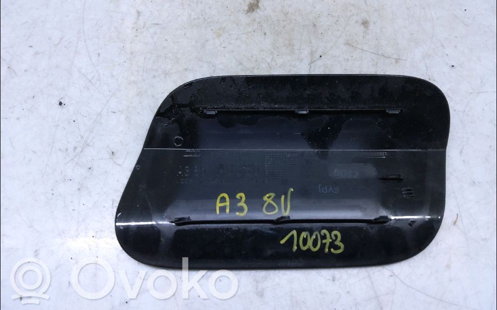 Audi A3 S3 8V Klapka wlewu paliwa 