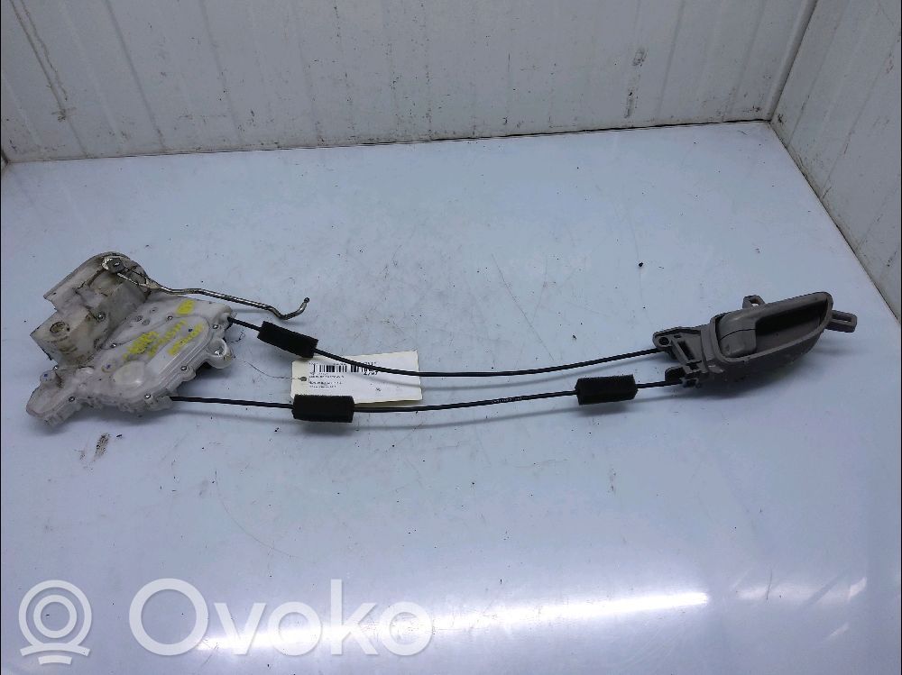 Honda Insight Priekšpusē slēdzene 