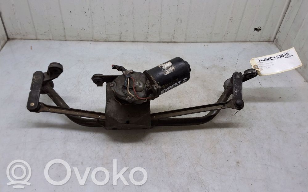 Wiper motor   640593