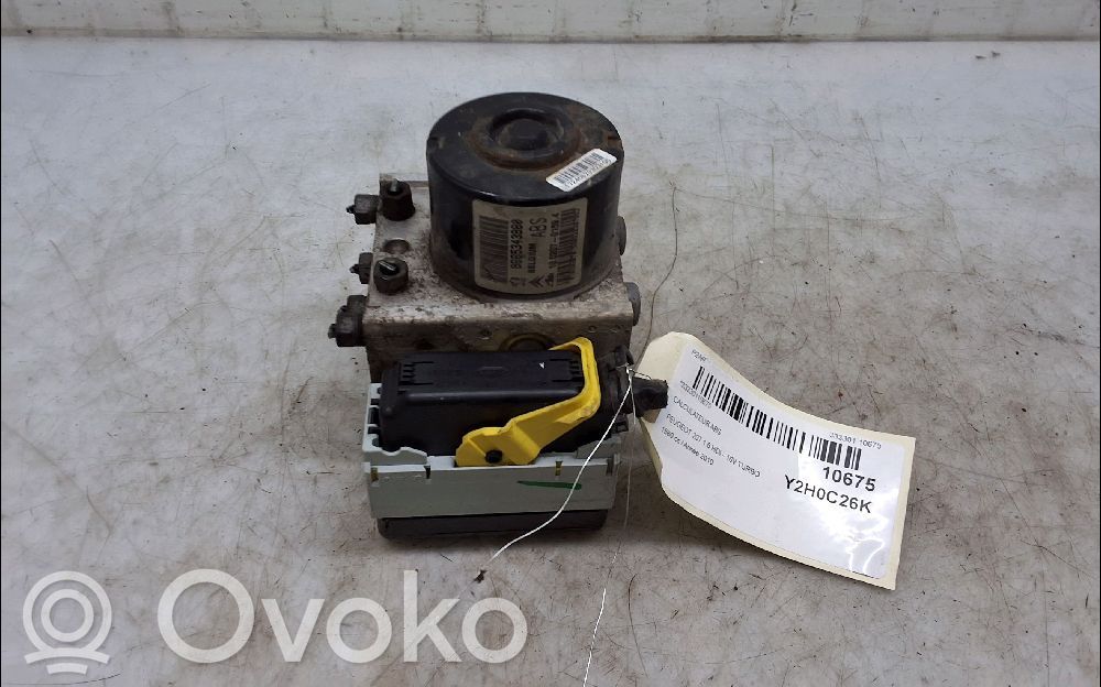 Peugeot 207 ABS control unit/module 