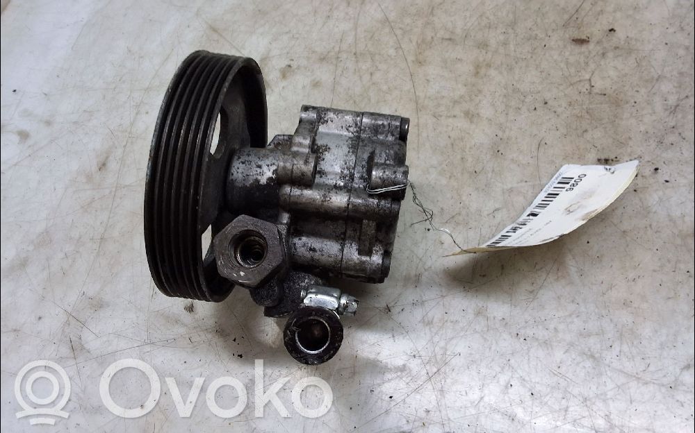Peugeot Partner Power steering pump 