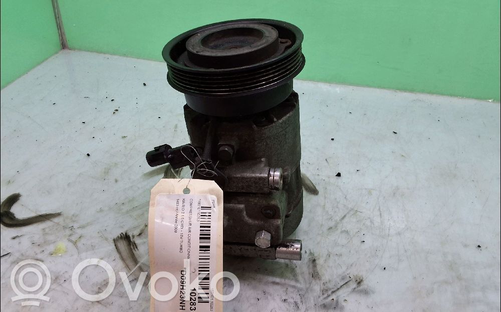 Kompresor / Sprężarka klimatyzacji A/C   977011G310