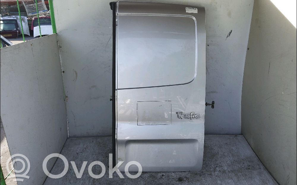 Renault Trafic II (X83) Puerta de carga trasera/atrás 