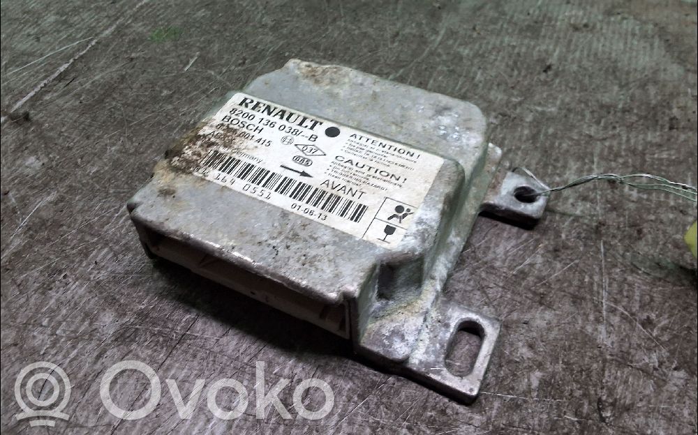 Renault Clio II Airbag control unit/module 