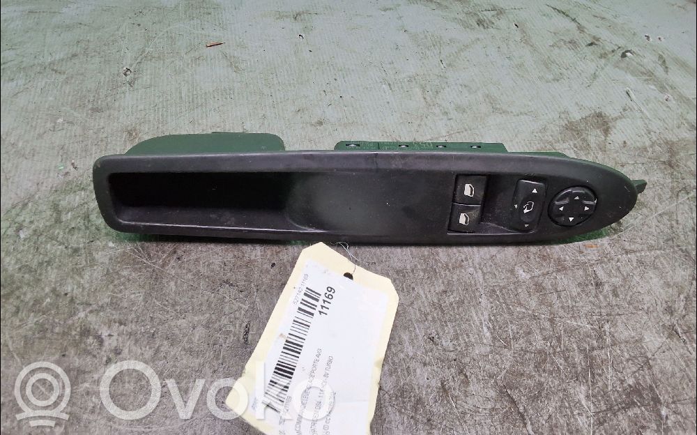 Citroen DS4 Electric window control switch 