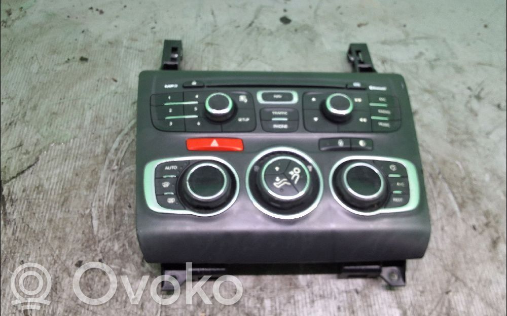 Citroen DS4 Radio/CD/DVD/GPS head unit 