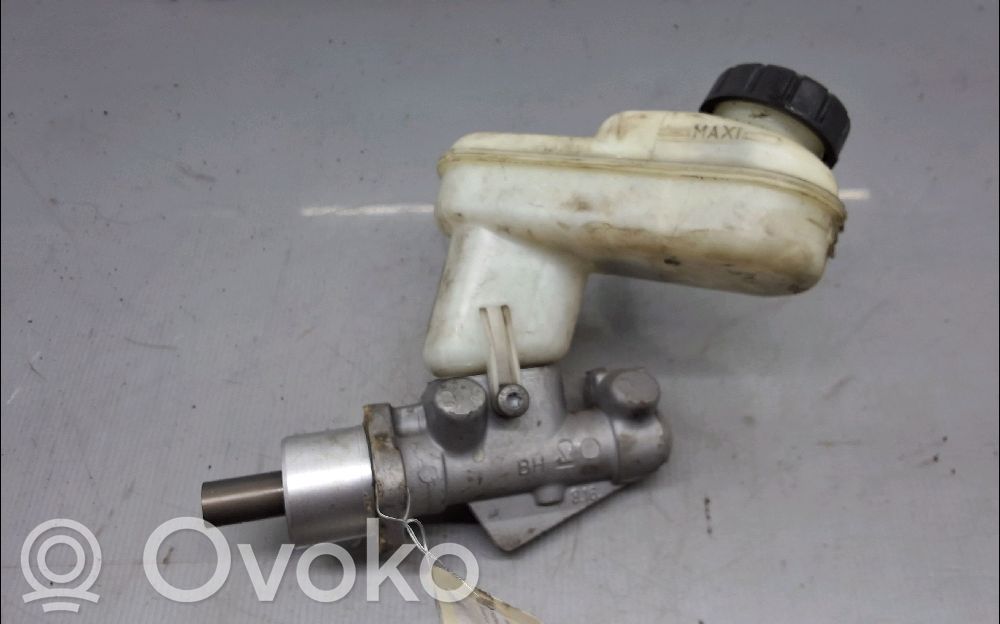 Renault Twingo II Główny cylinder hamulca 