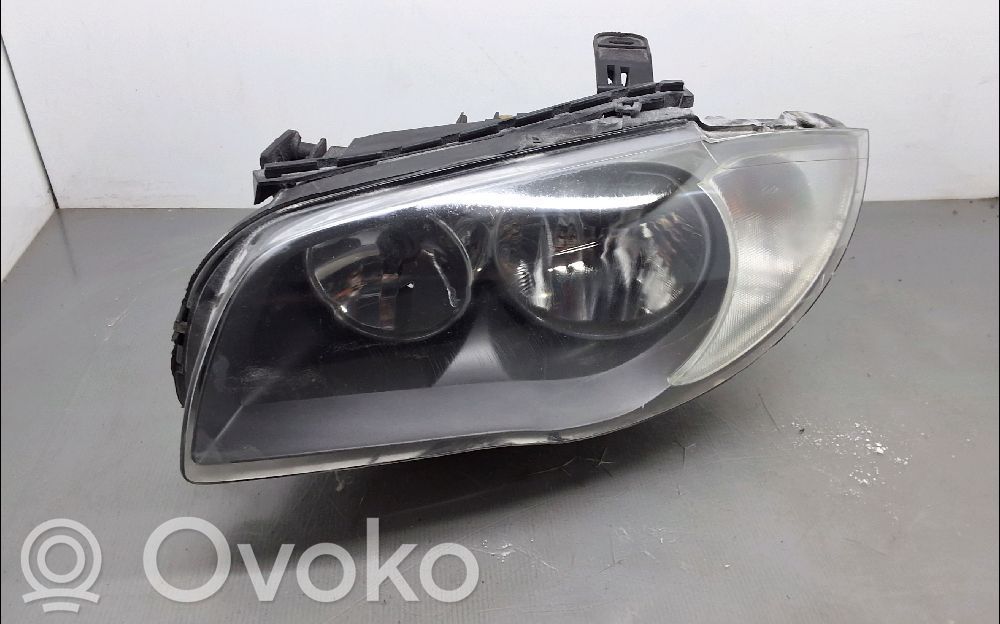 BMW 1 E81 E87 Priekšējais lukturis 