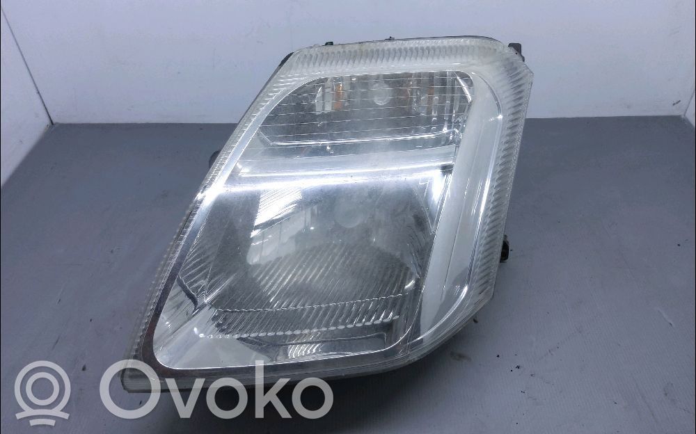 Citroen C2 Headlight/headlamp 