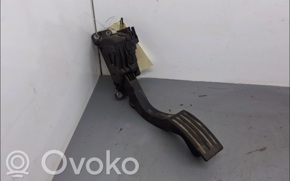 Ford Focus Accelerator throttle pedal 