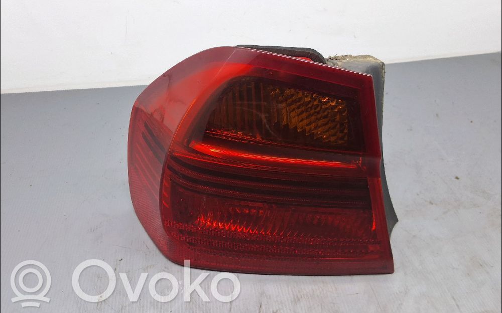 Rear/tail lights   63216937457
