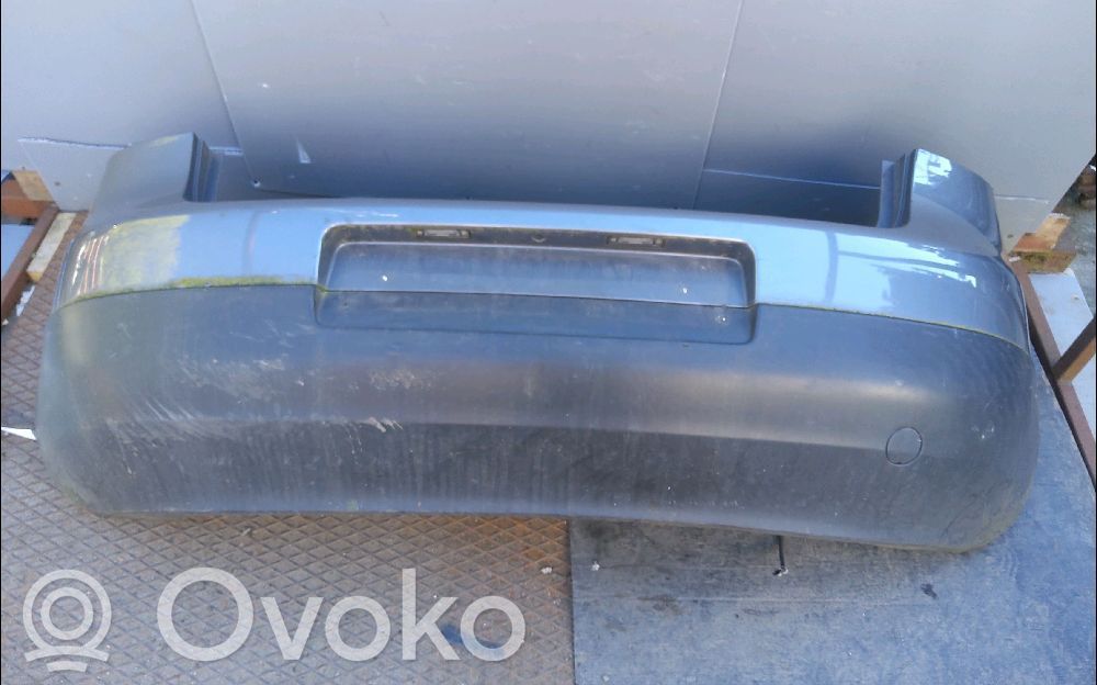 Volkswagen Golf V Parachoques 