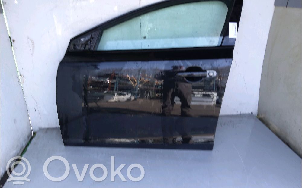 Volvo V40 Дверь 