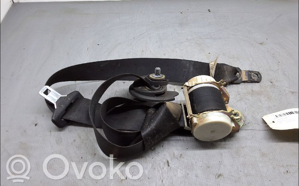BMW X3 E83 Front seatbelt 