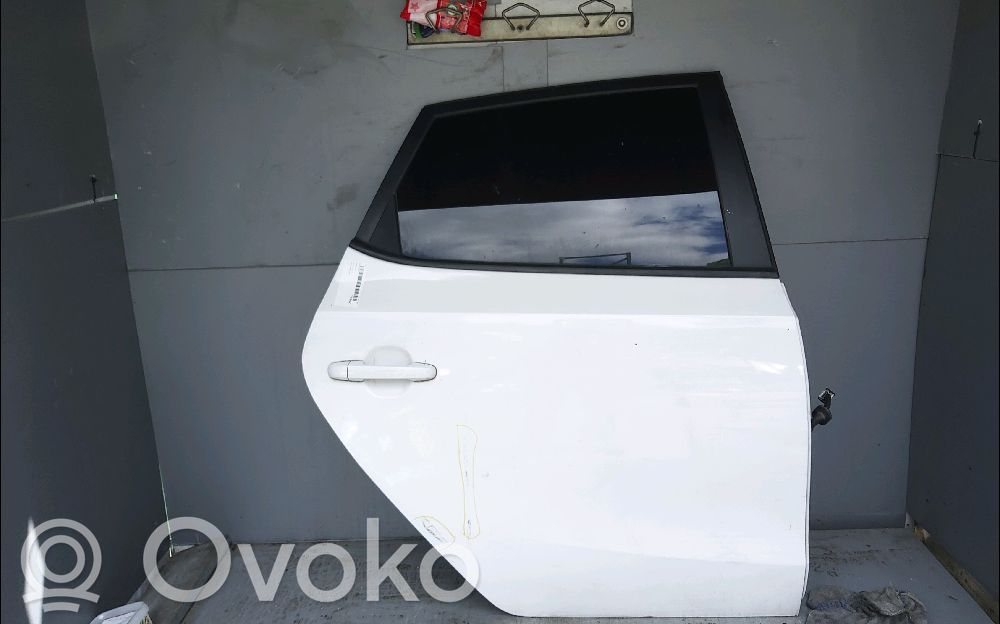Hyundai i30 Portiera posteriore 