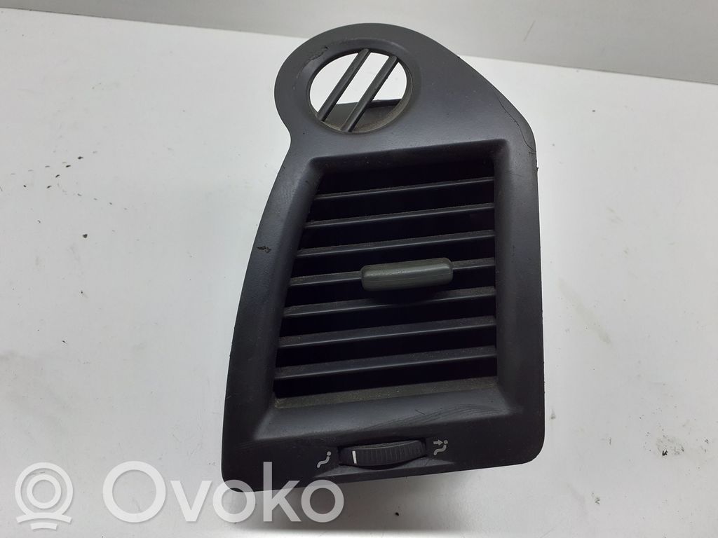 Renault Megane II Boczna kratka nawiewu deski rozdzielczej 