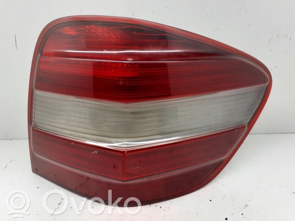 Mercedes-Benz ML W164 Lampa tylna 