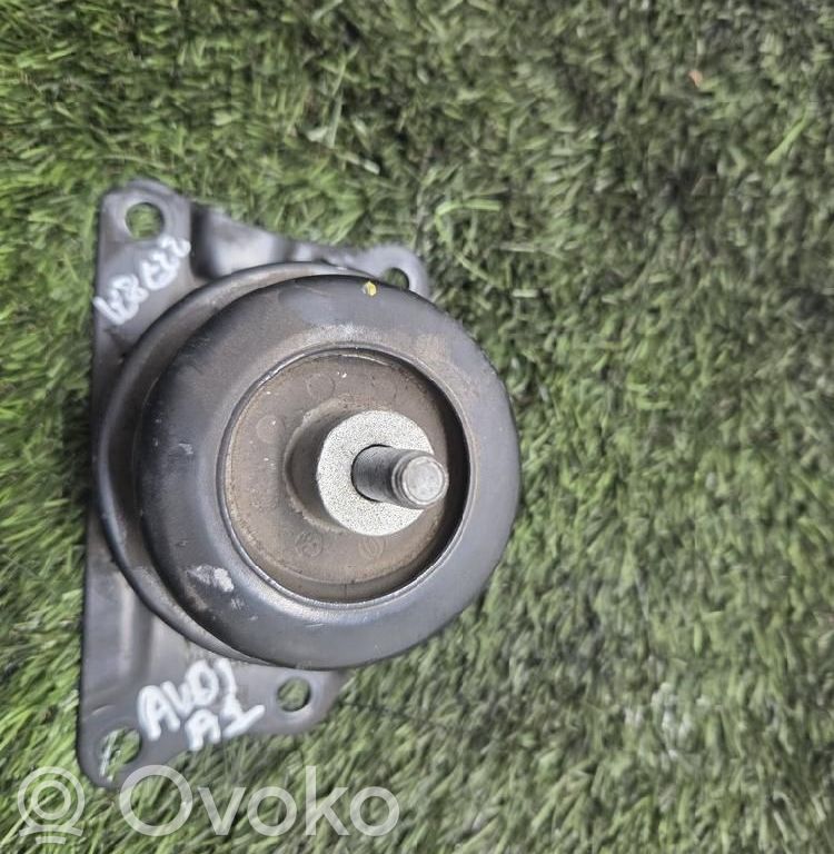 Engine mount bracket   6R0199167Q,6Q0199262AT