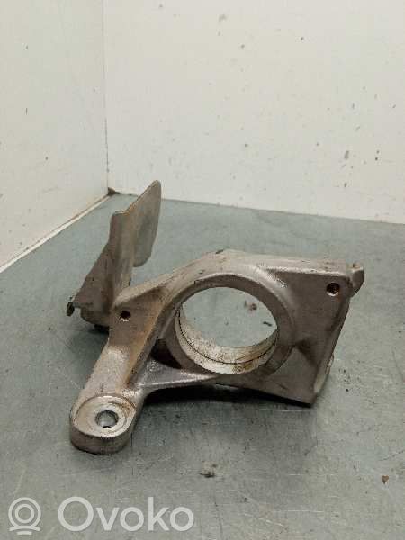 Renault Kadjar Engine mount bracket 