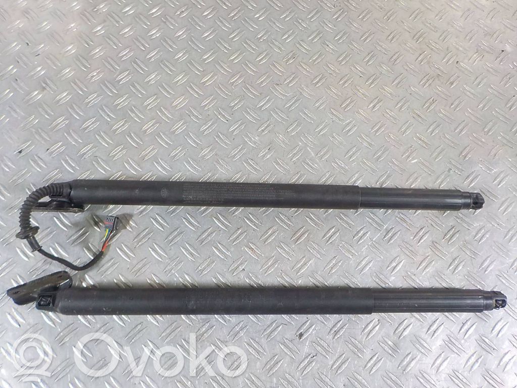 KIA Ceed Tailgate hydraulic set 