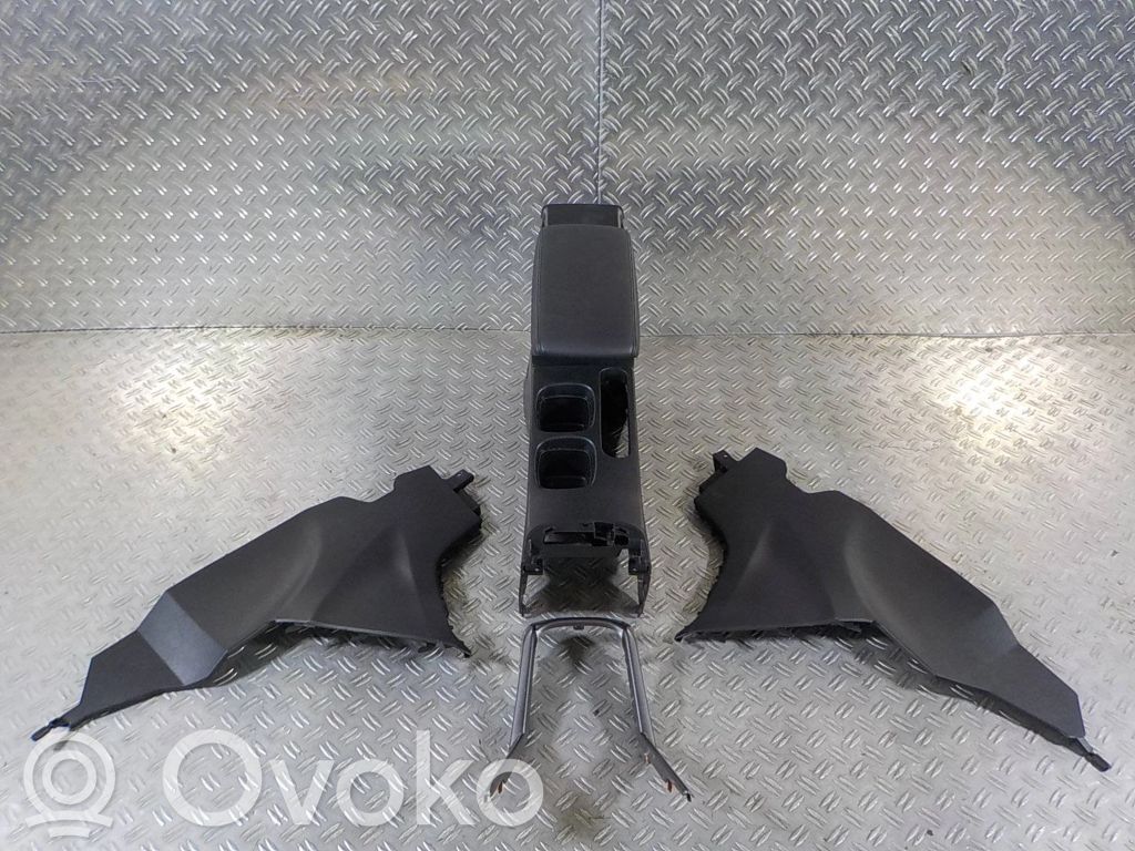 Suzuki SX4 S-Cross Reposabrazos 