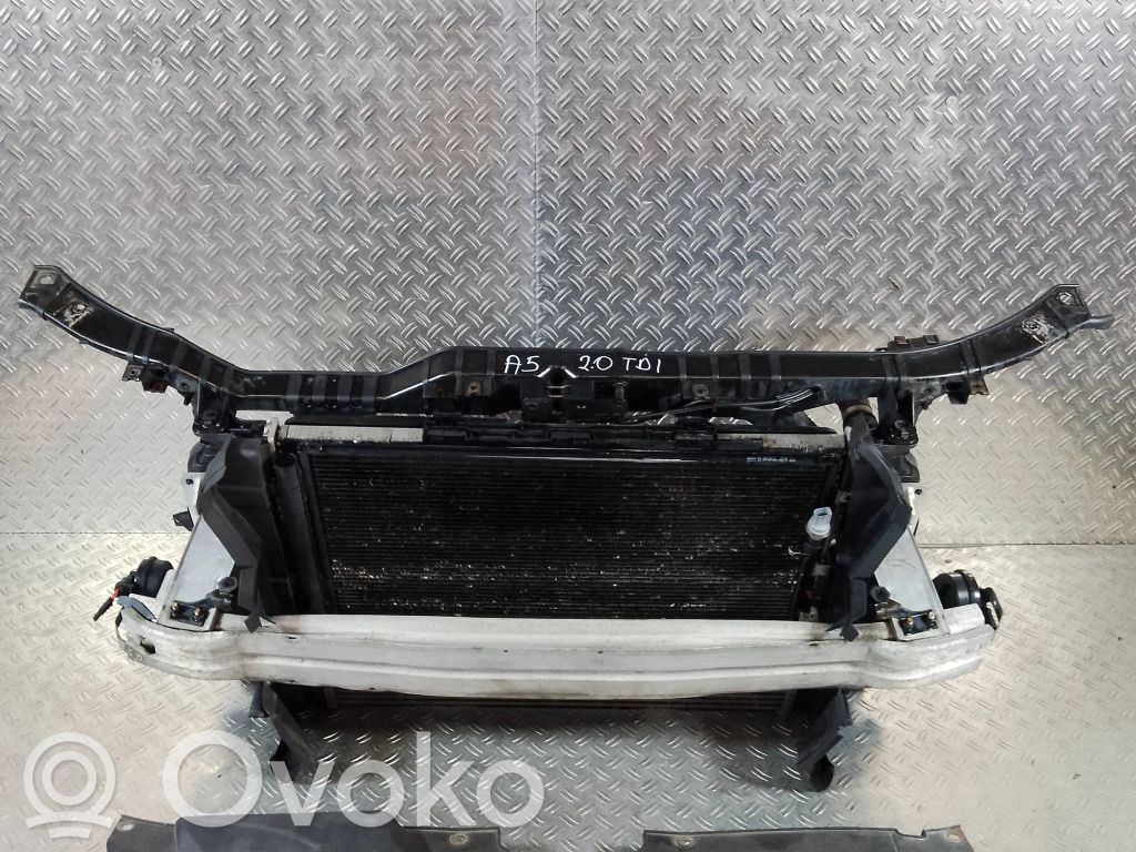Audi A5 8T 8F Chłodnica / Komplet 