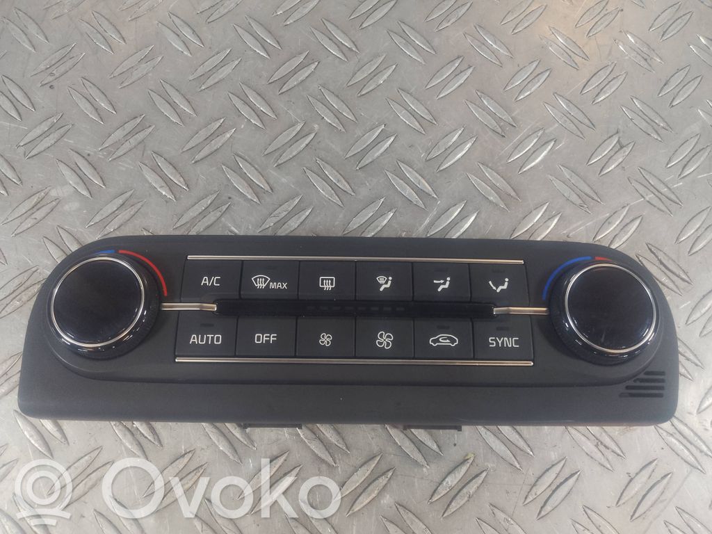 KIA Pro Cee'd III Climate control unit 