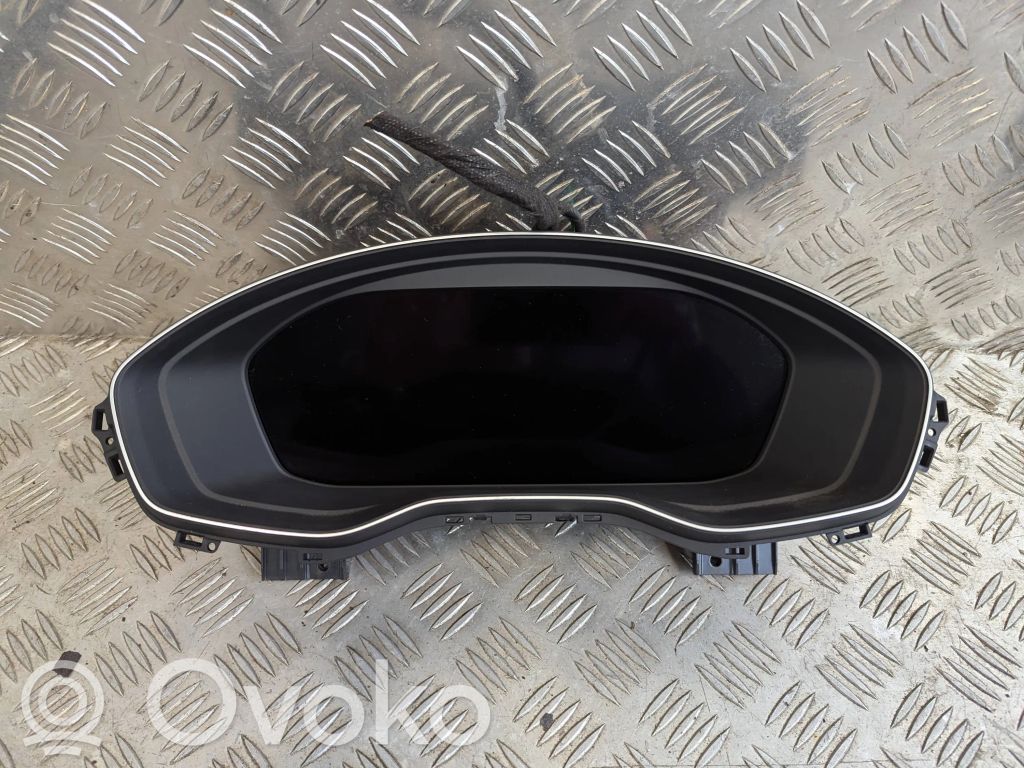 Audi A4 S4 B9 8W Nopeusmittari (mittaristo) 