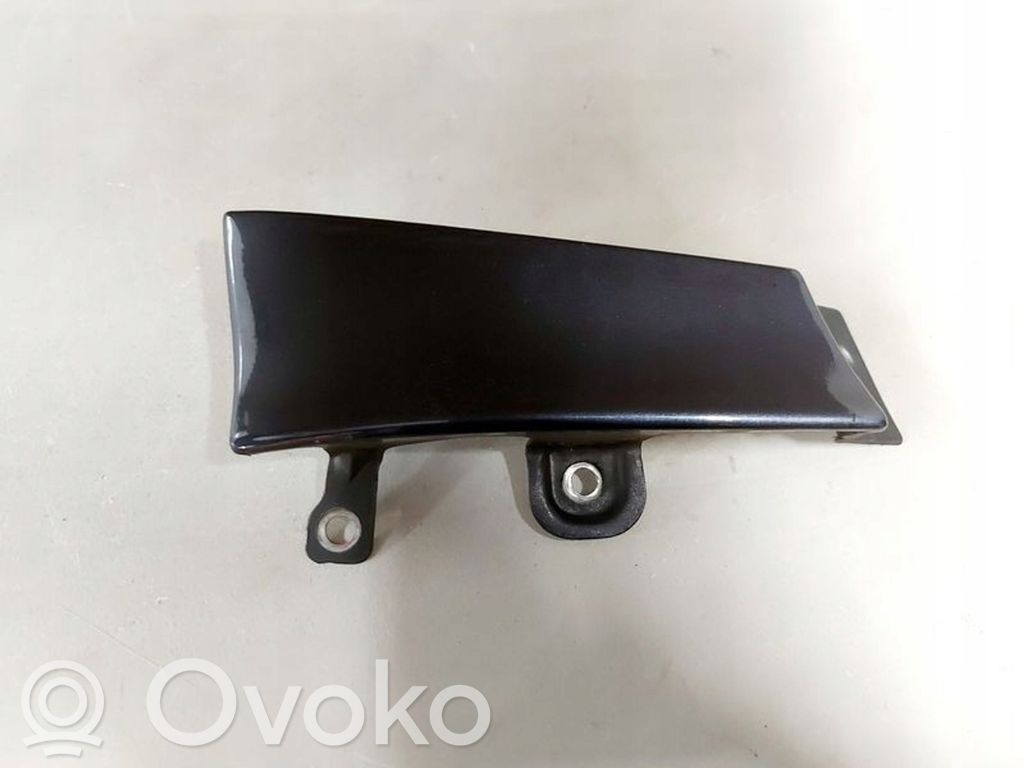 Under headlight/headlamp trim