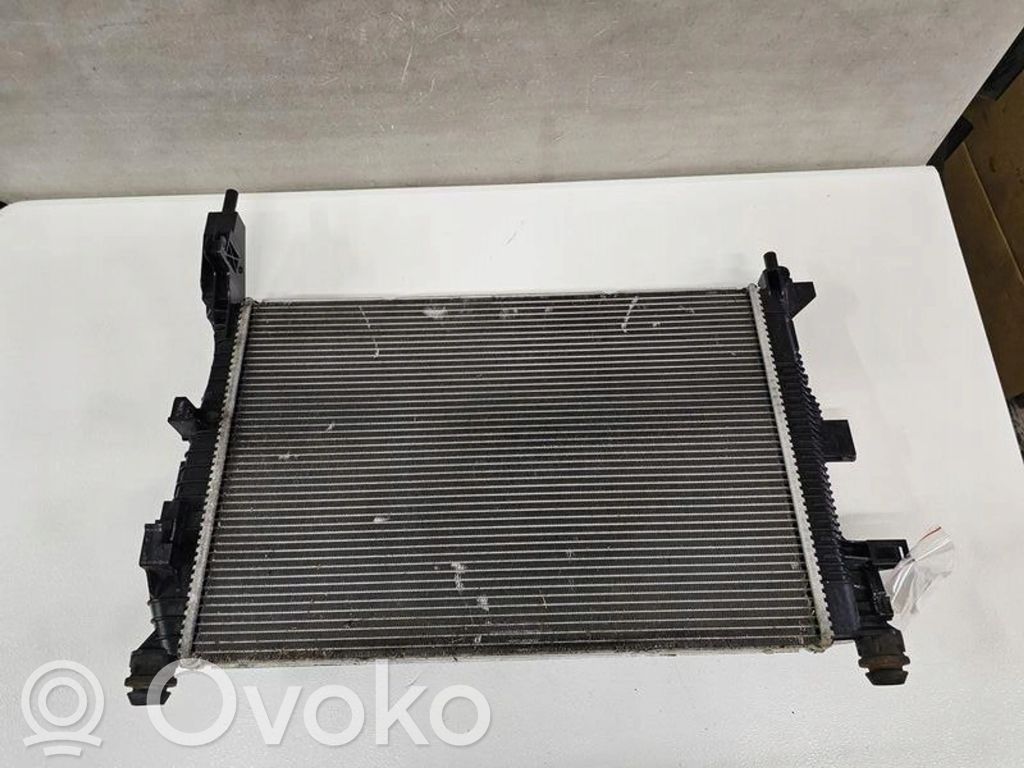 Ford Focus Radiateur de refroidissement 