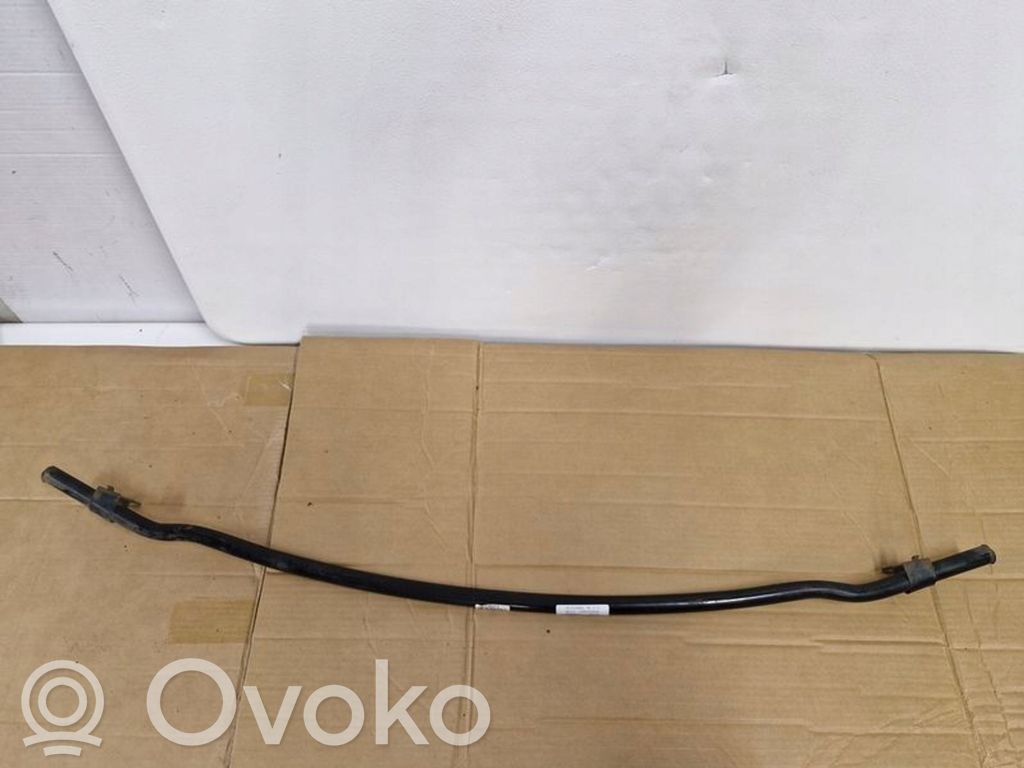 Hyundai i30 Belka zderzaka przedniego 
