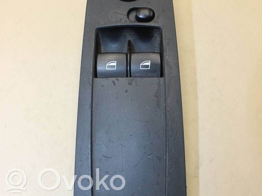 BMW 5 E60 E61 Electric window control switch 