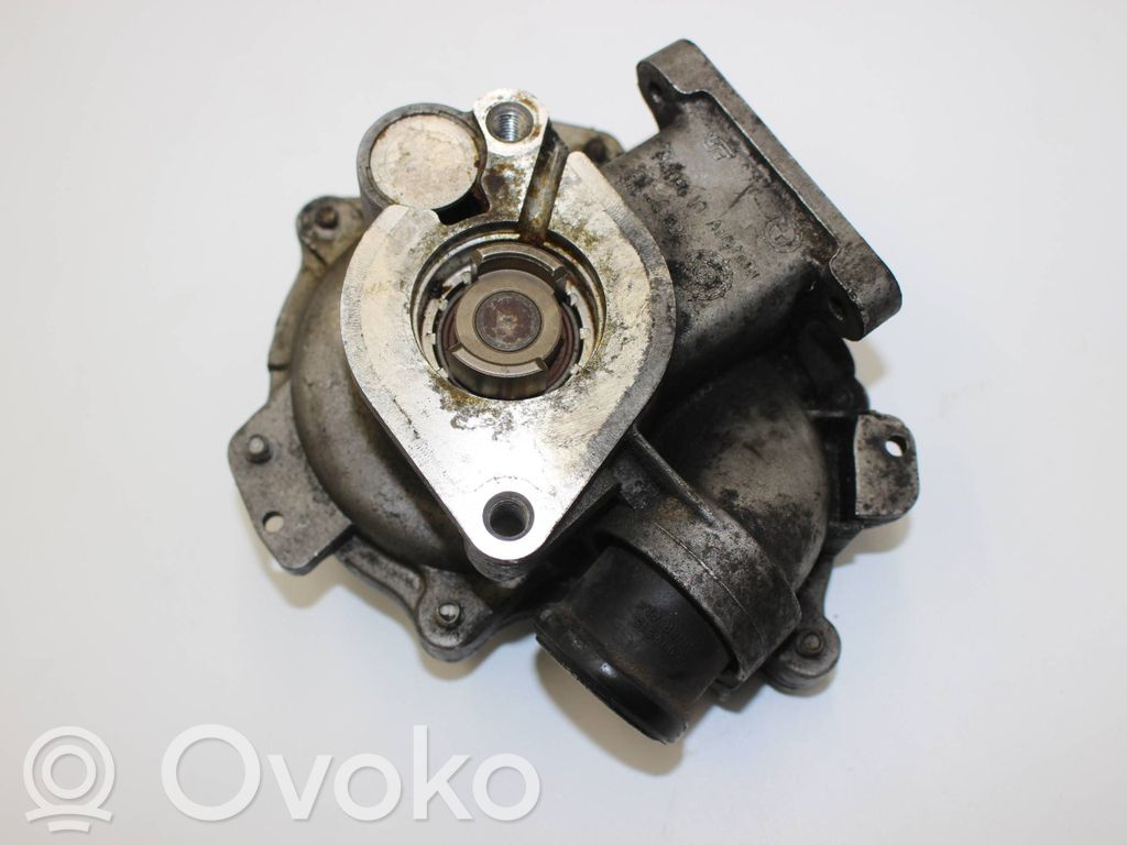 BMW 3 E46 Vairo stiprintuvo siurblys 
