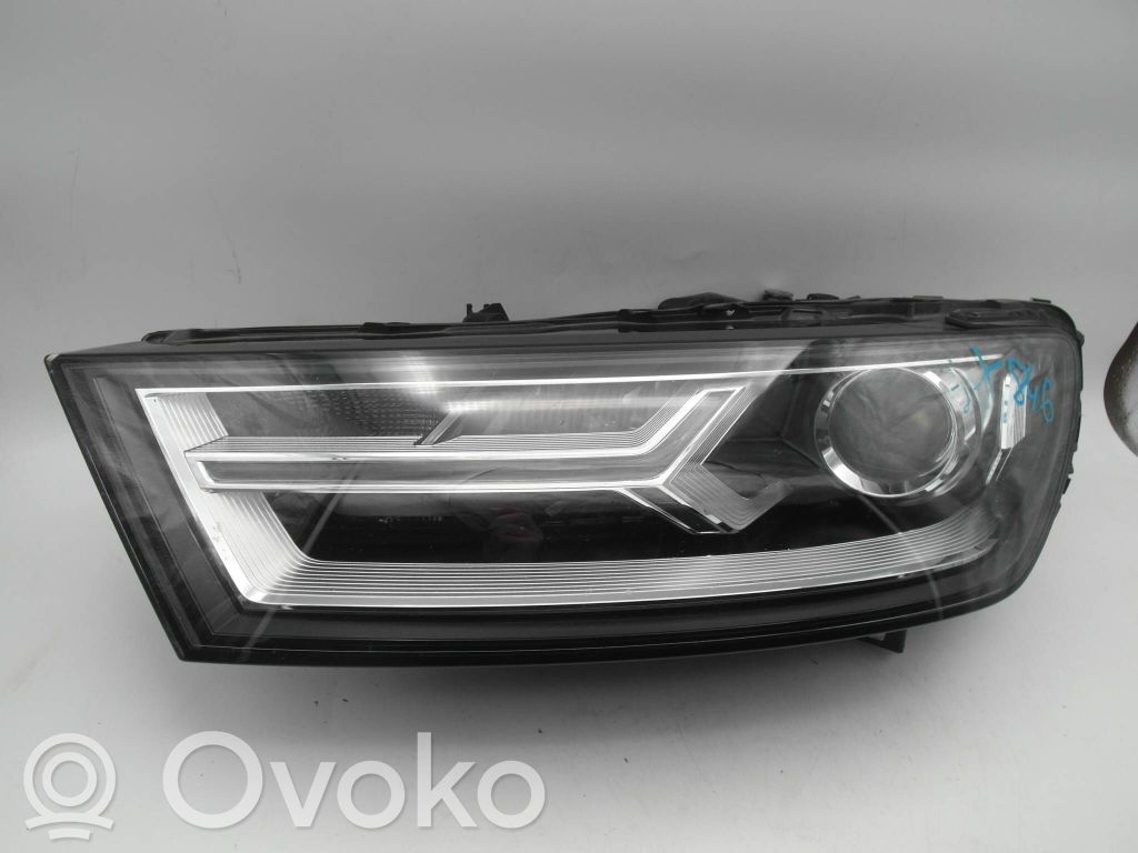 Audi Q7 4M Headlight/headlamp 